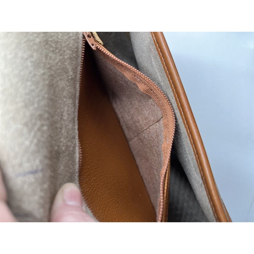 Dooney & Bourke Authenticated Vintage‎ ALW Taupe Saddle Bag Cavalry Troop USA - Picture 11 of 15